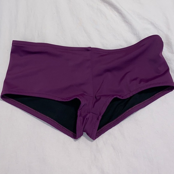 Victoria’s Secret Swim Boy-shorts - Picture 1 of 2